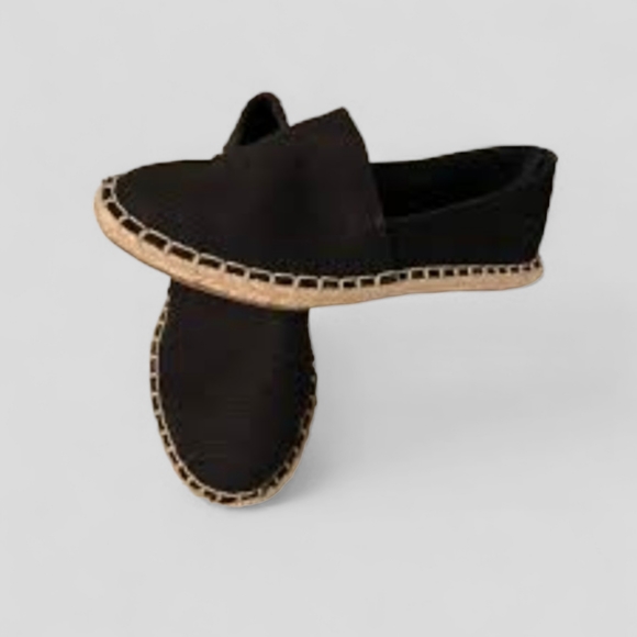 ❤️Old Navy Canvas Slip-on Espadrille Flats in Black - Picture 4 of 10